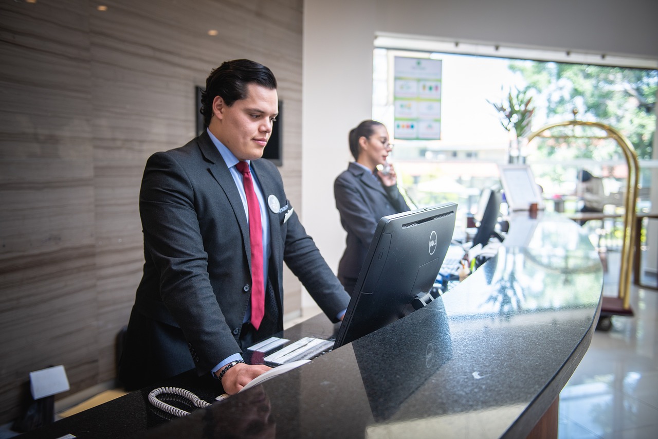 AEDs for Hotels | MDSI