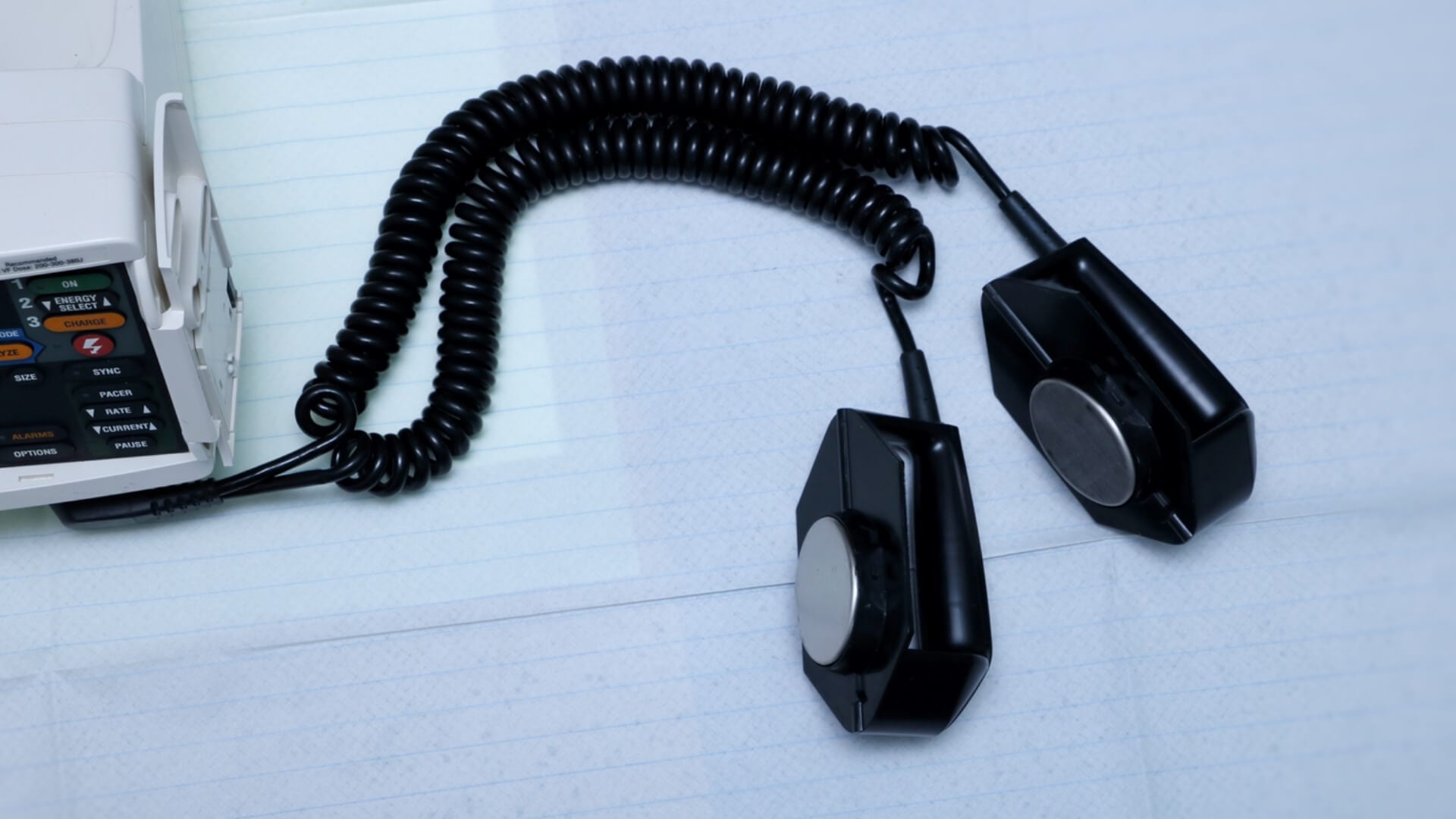 Monophasic vs Biphasic – What’s the Difference in AED Shocks | MDSI