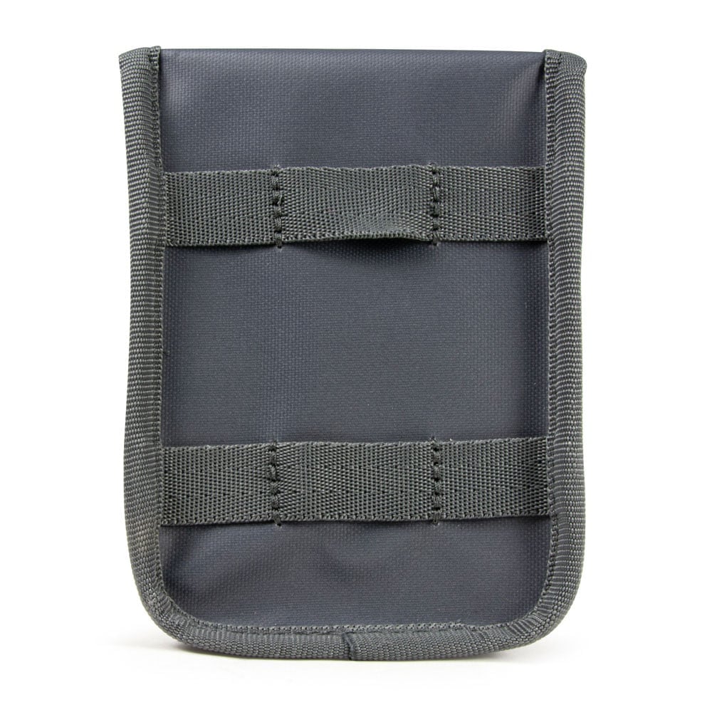 ZOLL® AED 3 BLS Spare Battery Carry Case Product Back side ZOLL® AED 3 BLS Spare Battery Carry Case Product Back side